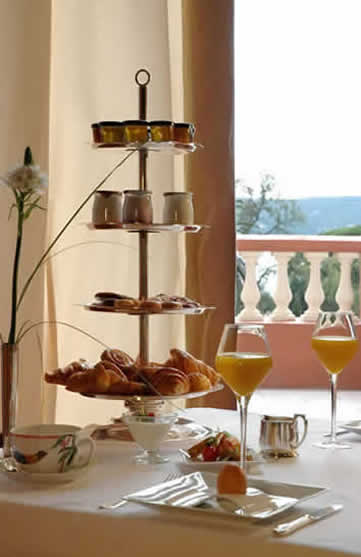 Petit dejeuner, Hôtel Le Beauvallon